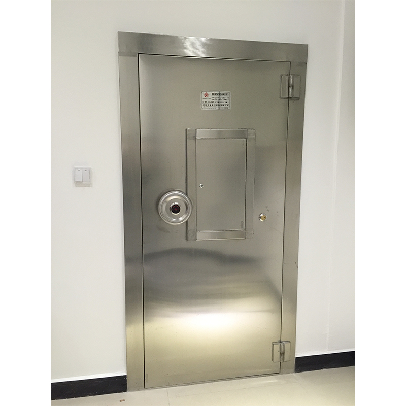 How do multi-functional access control systems for safety doors balance convenience for daily access with rapid response during emergencies?